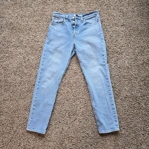 Levis Premium Wedgie Fit Jeans Size 28 Light Wash High Rise Button Fly Denim
